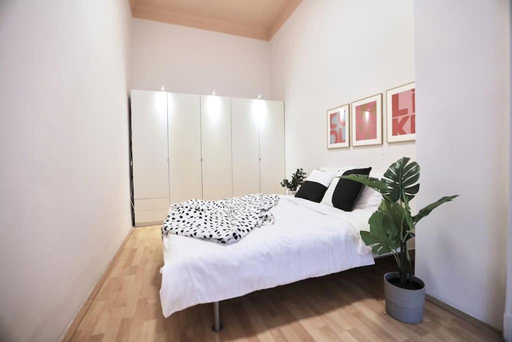 Unwind In Style W Sauna Dsgn 2Br Home Budapeşte Dış mekan fotoğraf